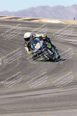 media/Dec-07-2025-CVMA (Sun) [[3e7d2de5dc]]/Race 6-The Shootout/